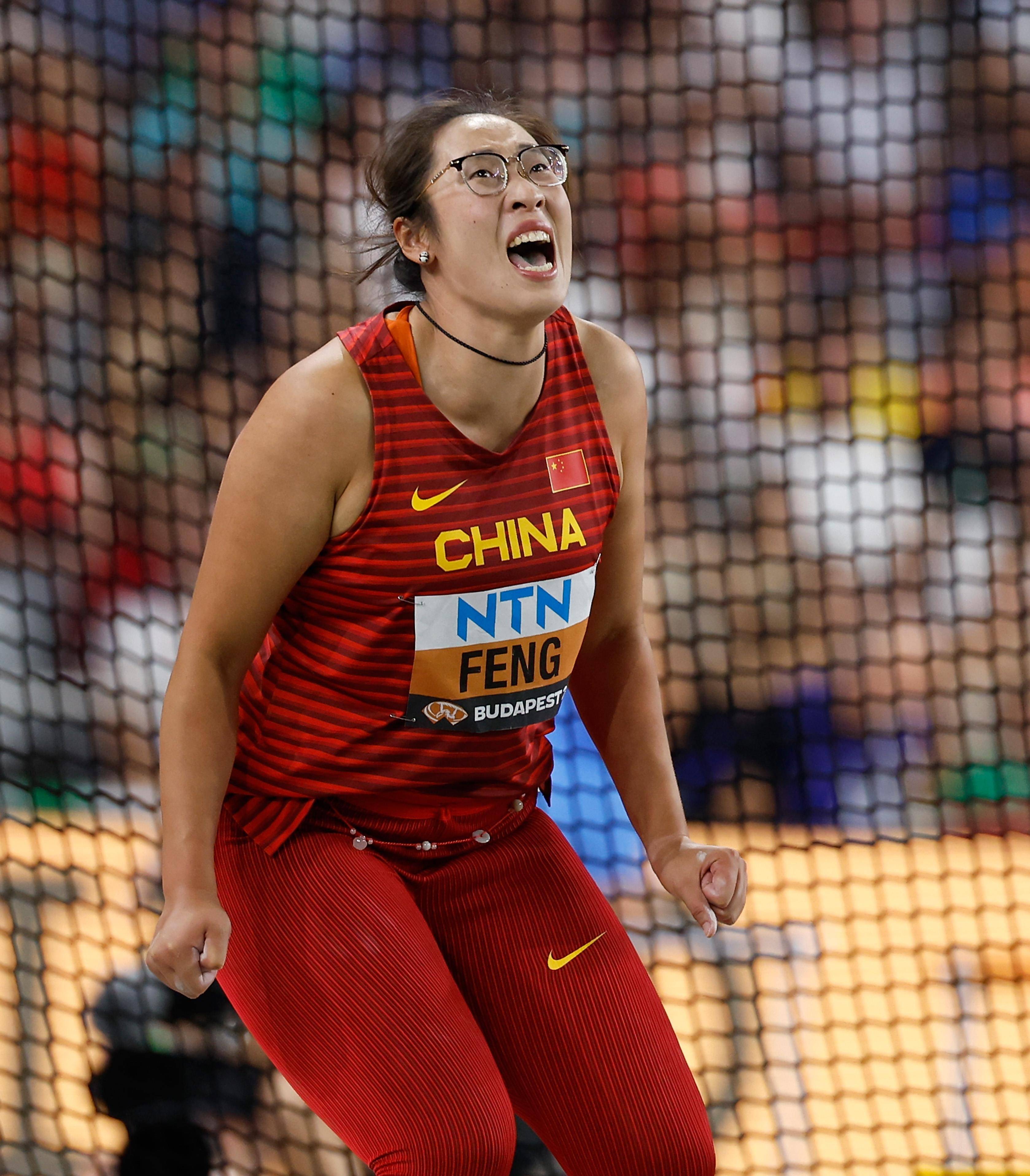 奥运会女子篮球预选赛：球员精神抖擞的简单介绍