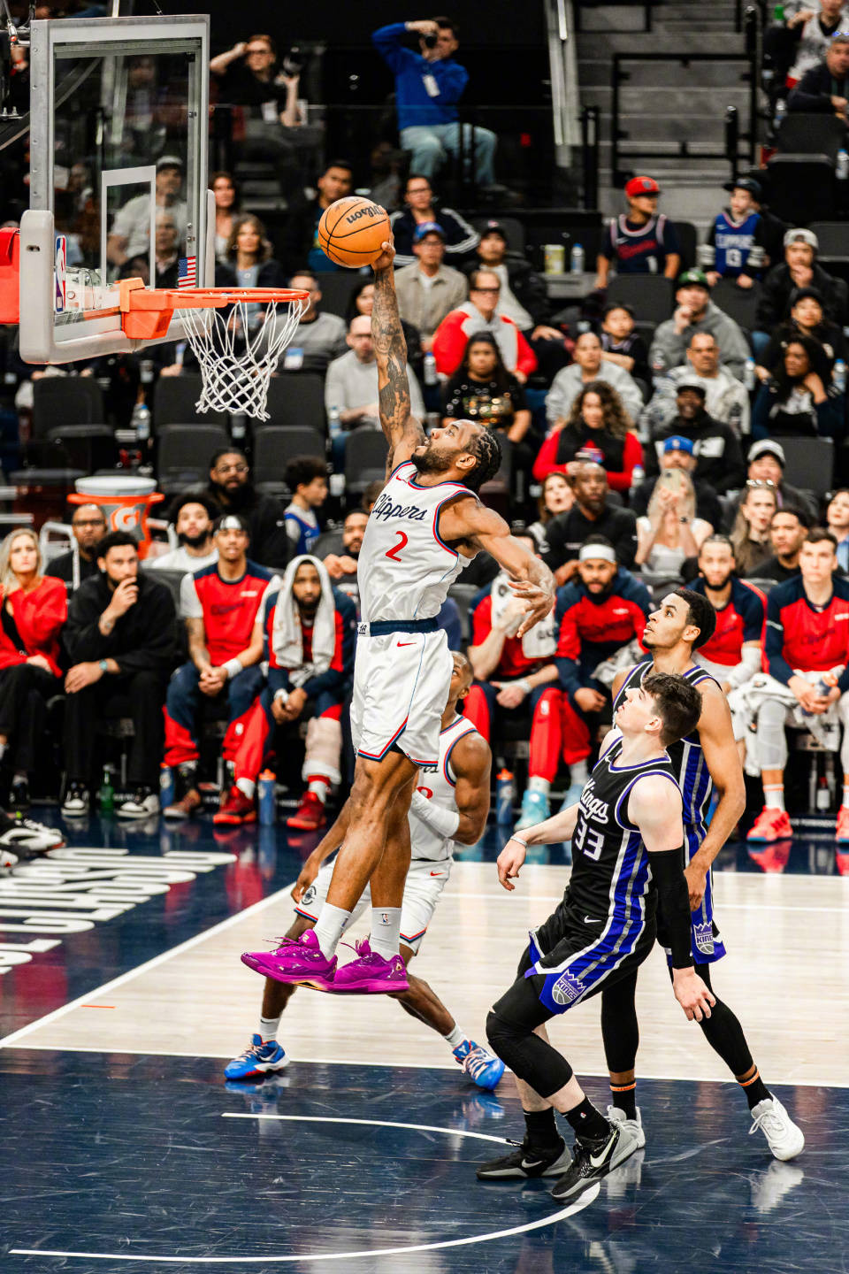 哈登在TL比赛中绝杀，势不可挡引发热议！